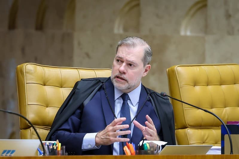 Viagem do Ministro Toffoli em Jato da Prime Aviation Levanta Questões