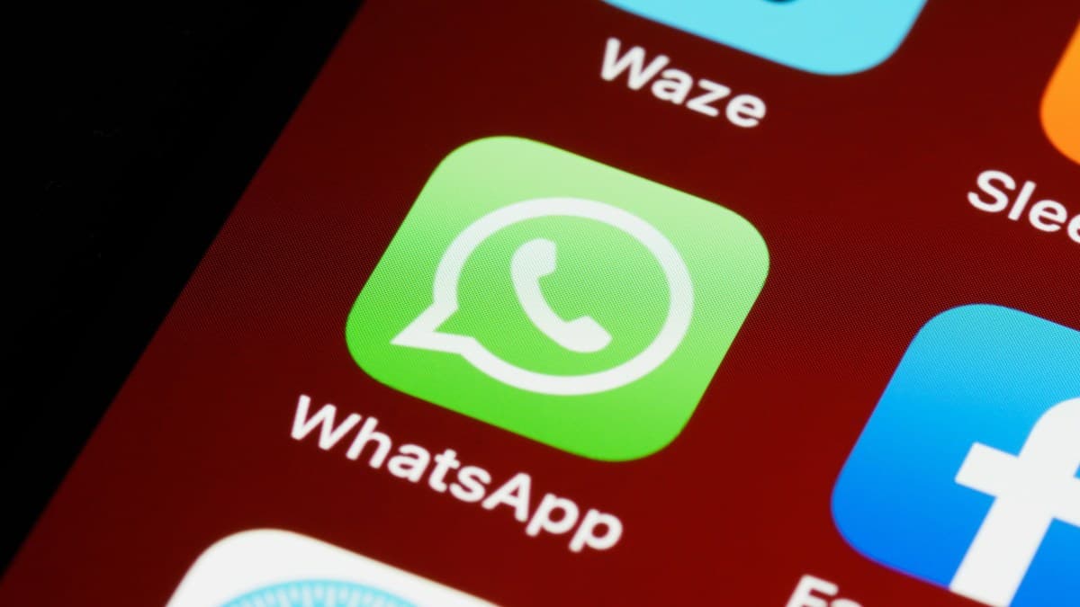 WhatsApp intensifica segurança contra invasões e golpes