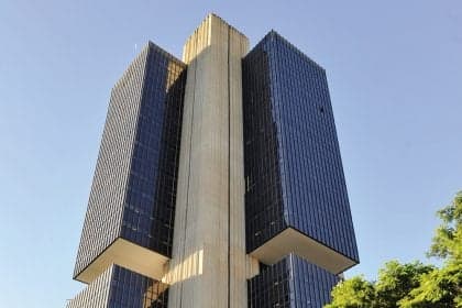 Copom traz incertezas após reduzir Selic para 14,25%