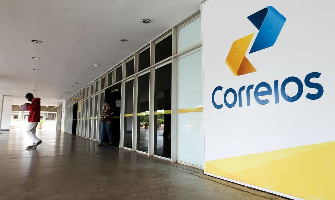 Correios lançam serviço de entrega de produtos paraguaios