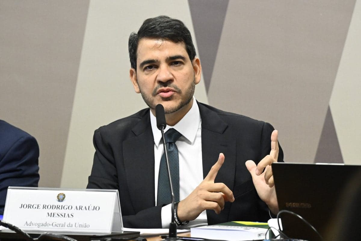 Lula deve postergar indicação ao STF até após eleições