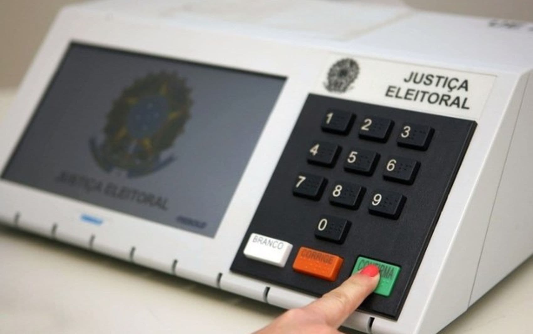 Prazo para tirar título de eleitor termina em 10 dias