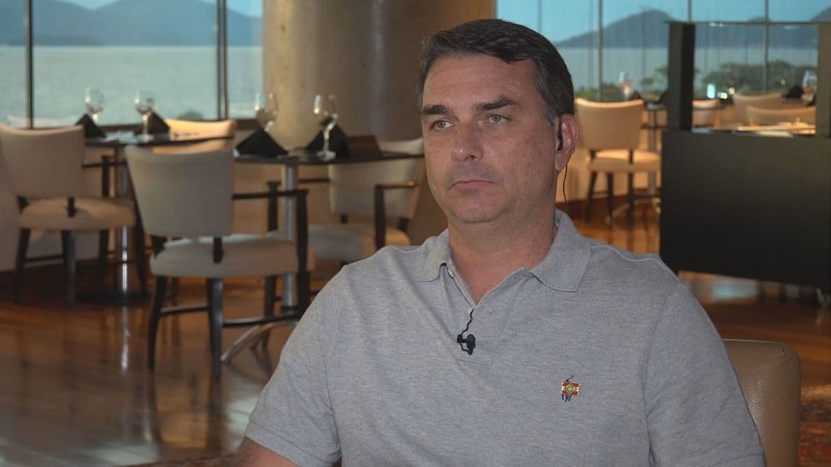 Marcello Lopes deixa campanha de Flávio Bolsonaro; Eduardo Fischer assume