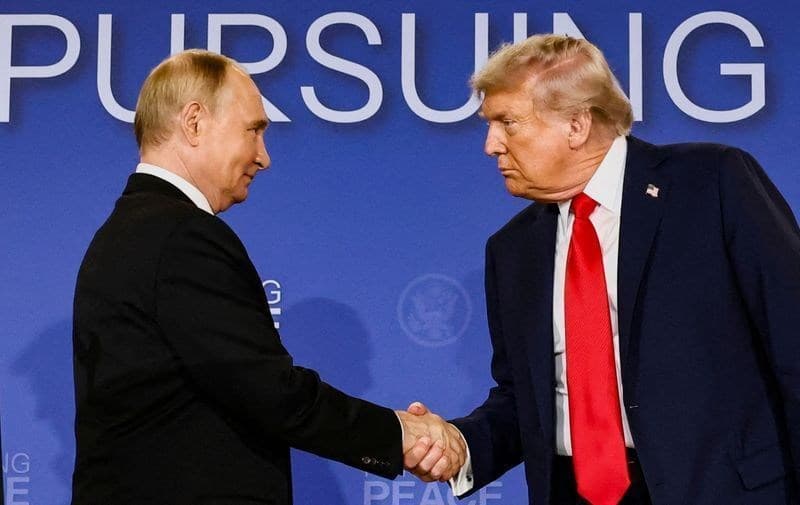 Trump avalia impacto da suspensão de tarifas russas após críticas da Ucrânia