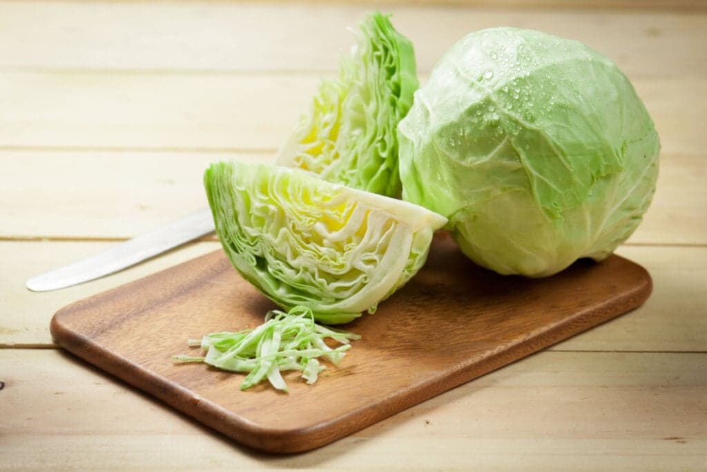 Saiba como alimentos ricos em vitamina K beneficiam o fígado