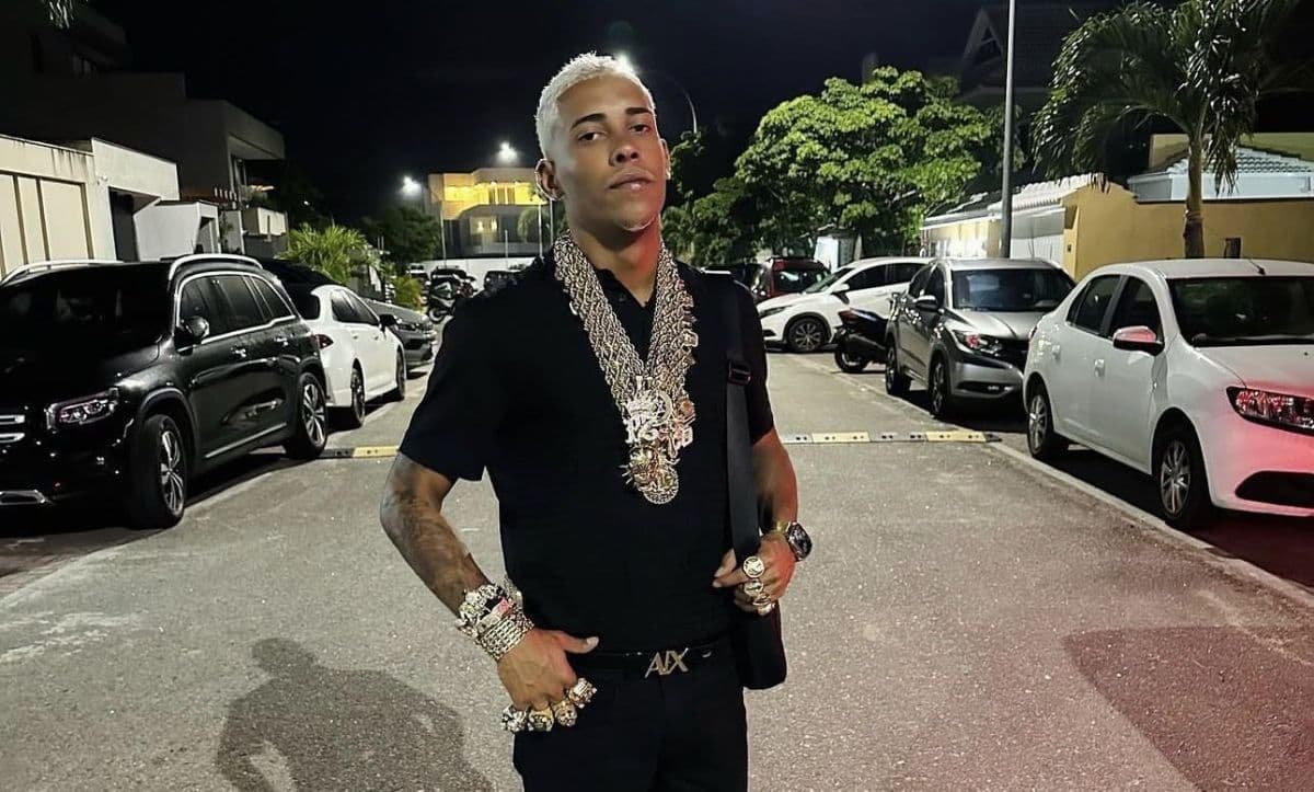 MC Poze do Rodo é solto após mais de um mês preso por lavagem de dinheiro