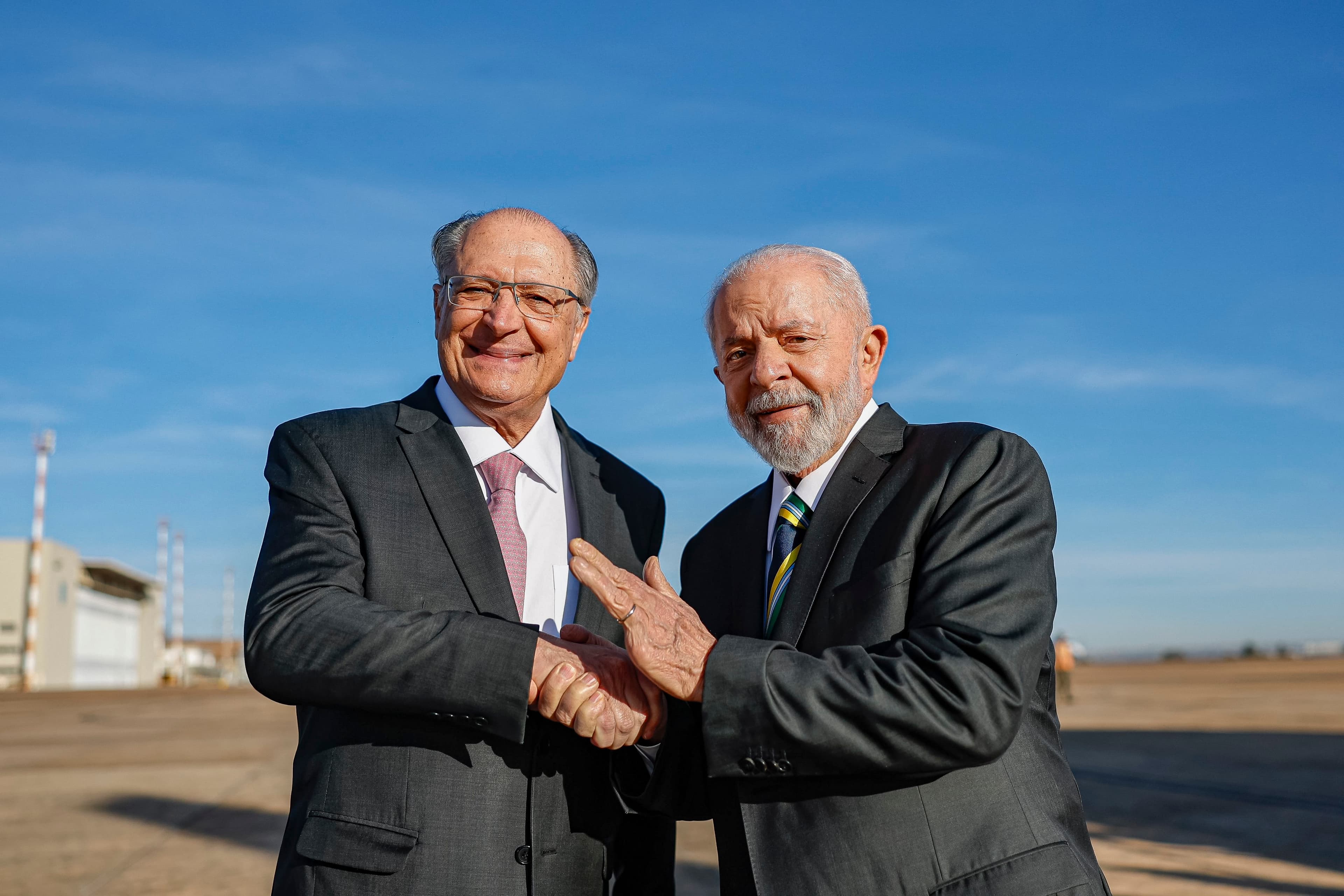Lula e Alckmin divulgam declarações de patrimônio para 2026