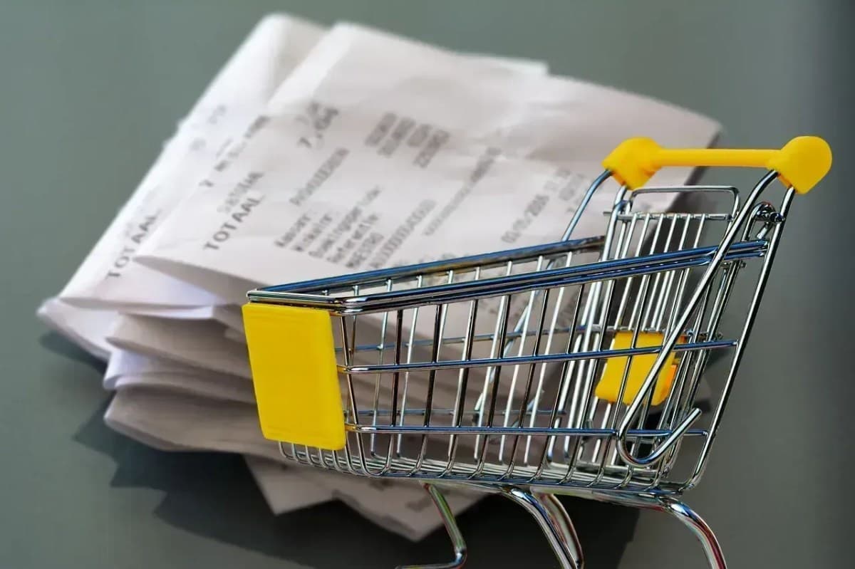 Vendas no varejo dos EUA superam expectativas em março