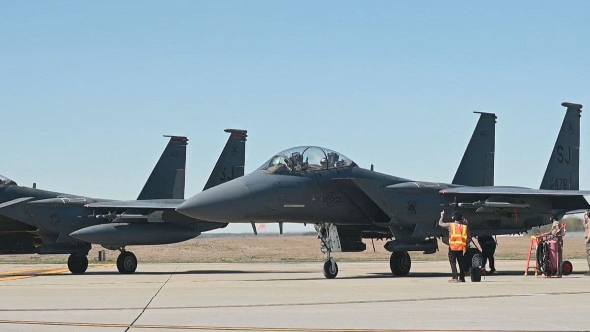 EUA resgatam militar após queda de caça F-15 no Irã