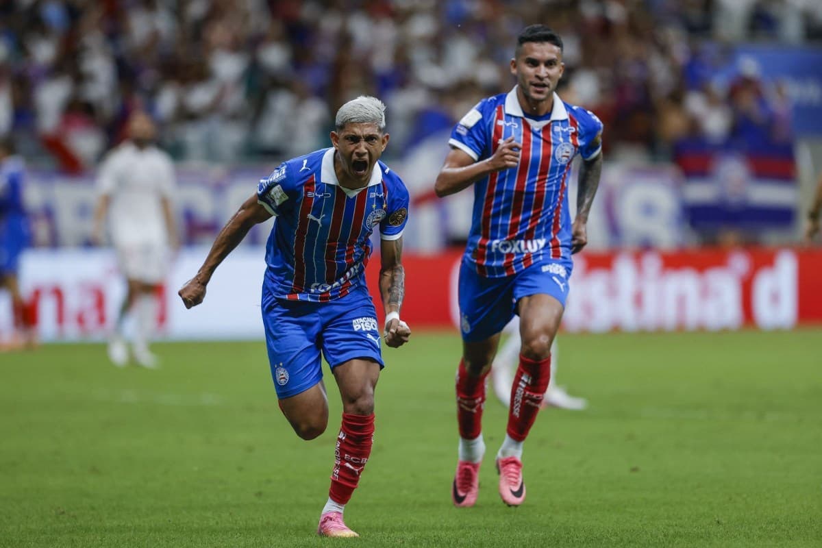 Bahia derrota Internacional e entra no G5 do Brasileirão
