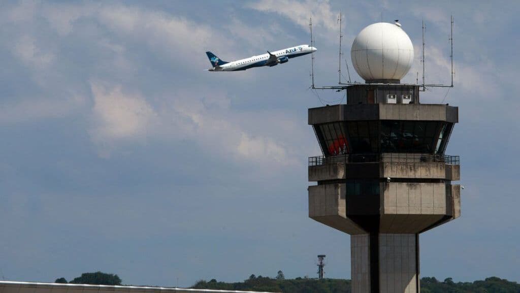 São Paulo retoma operações aéreas após problema técnico