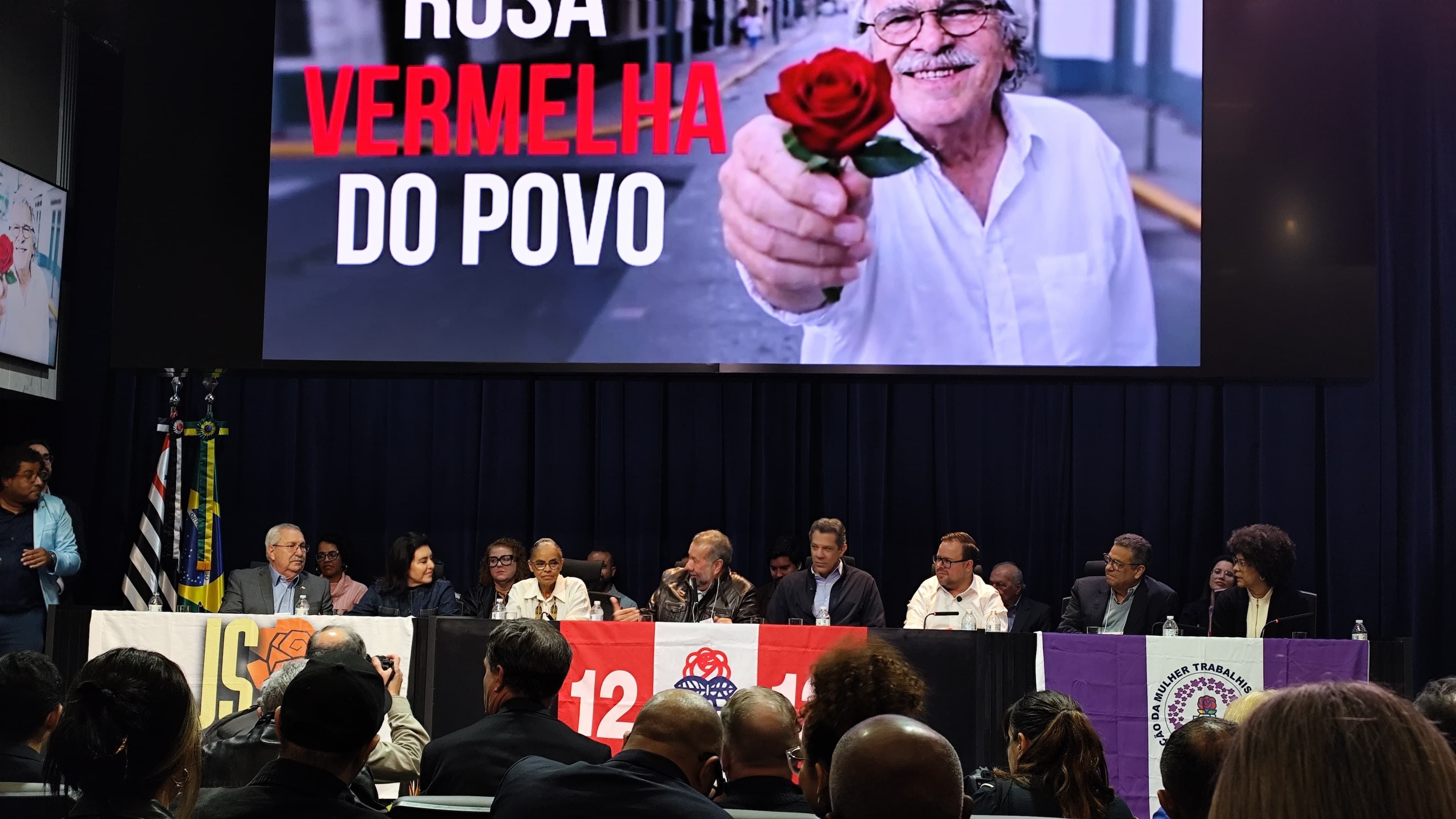 PDT oficializa candidatos em convenção com apoio a Haddad