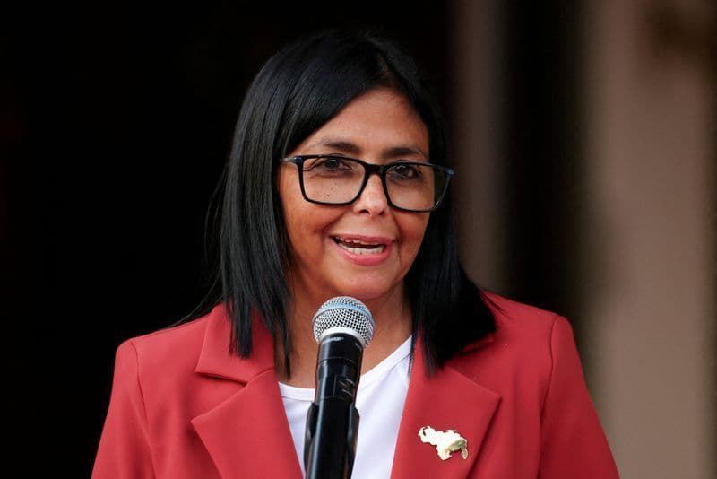 Governo dos EUA pede imunidade para presidente interina da Venezuela