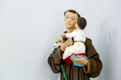 Simpatias para atrair amor em junho, o mês dos namorados