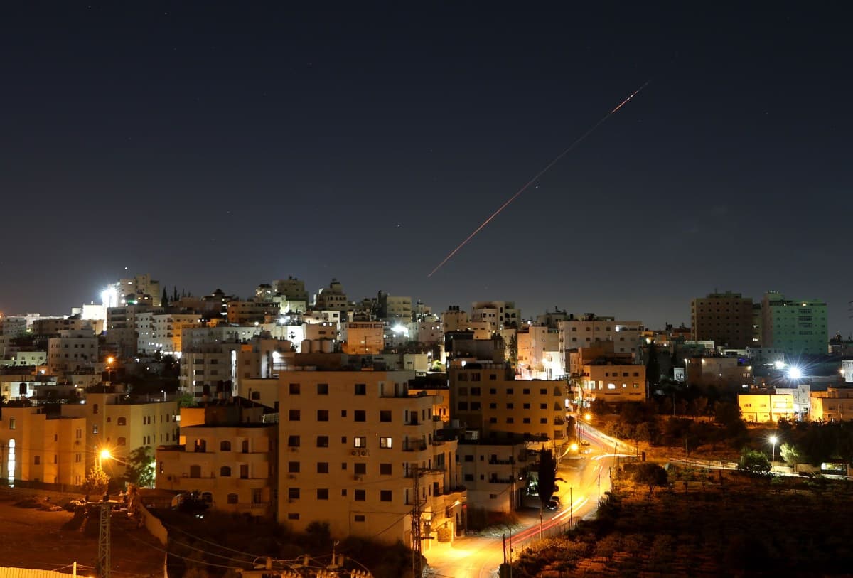 Israel ataca alvo do Hamas na Cisjordânia, deixando mortos