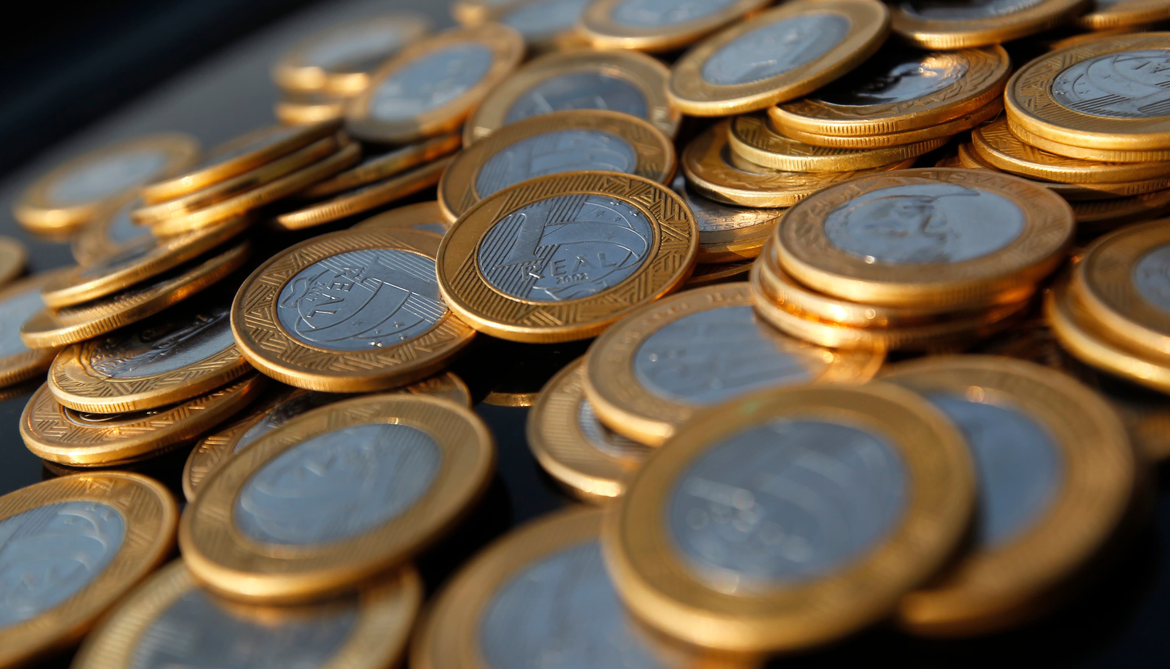 Arrecadação federal atinge R$ 235,6 bilhões em agosto, recorde histórico