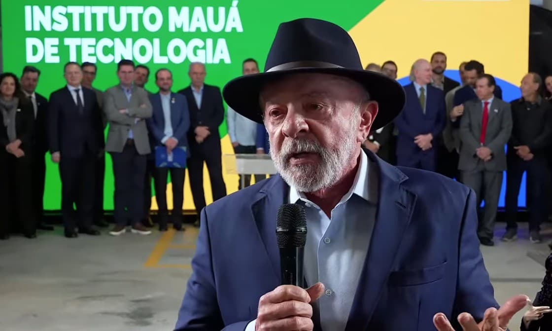 Lula critica seleção após eliminação na Copa do Mundo 2026