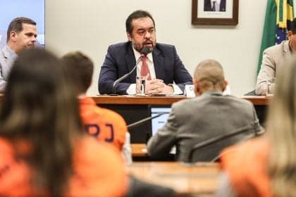 TCE rejeita contas de 2025 do ex-governador Cláudio Castro
