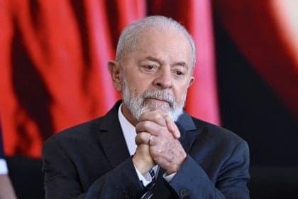 Taxa das blusinhas sob avaliação no governo Lula