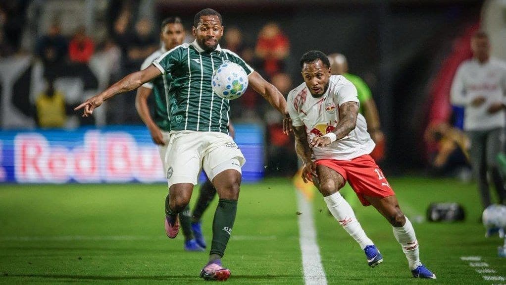 Bragantino empata com Coritiba e se mantém na Libertadores
