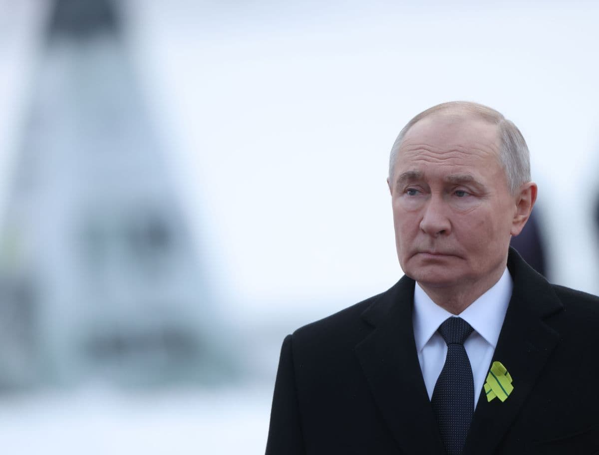 Putin solicita que Ucrânia ceda território para paz