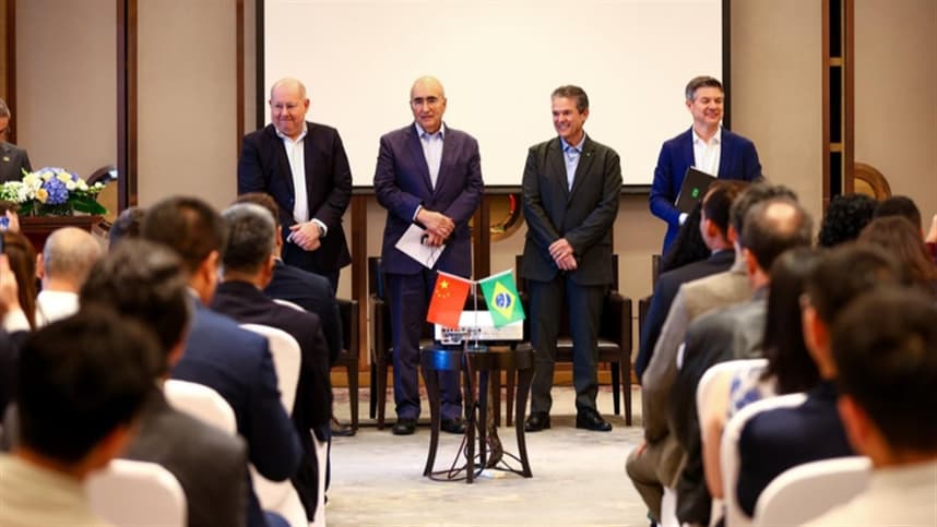 André de Paula inicia missão agrícola na China para ampliar negócios