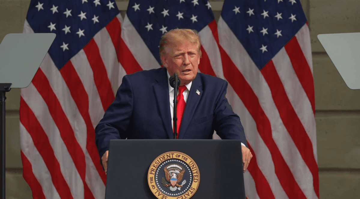Trump anuncia criação da 'Força de IA' em meio a preocupações sobre tecnologia