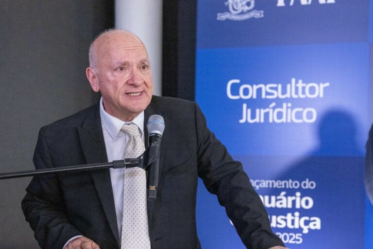Jornalista Márcio Chaer morre após mal súbito durante perseguição em SP