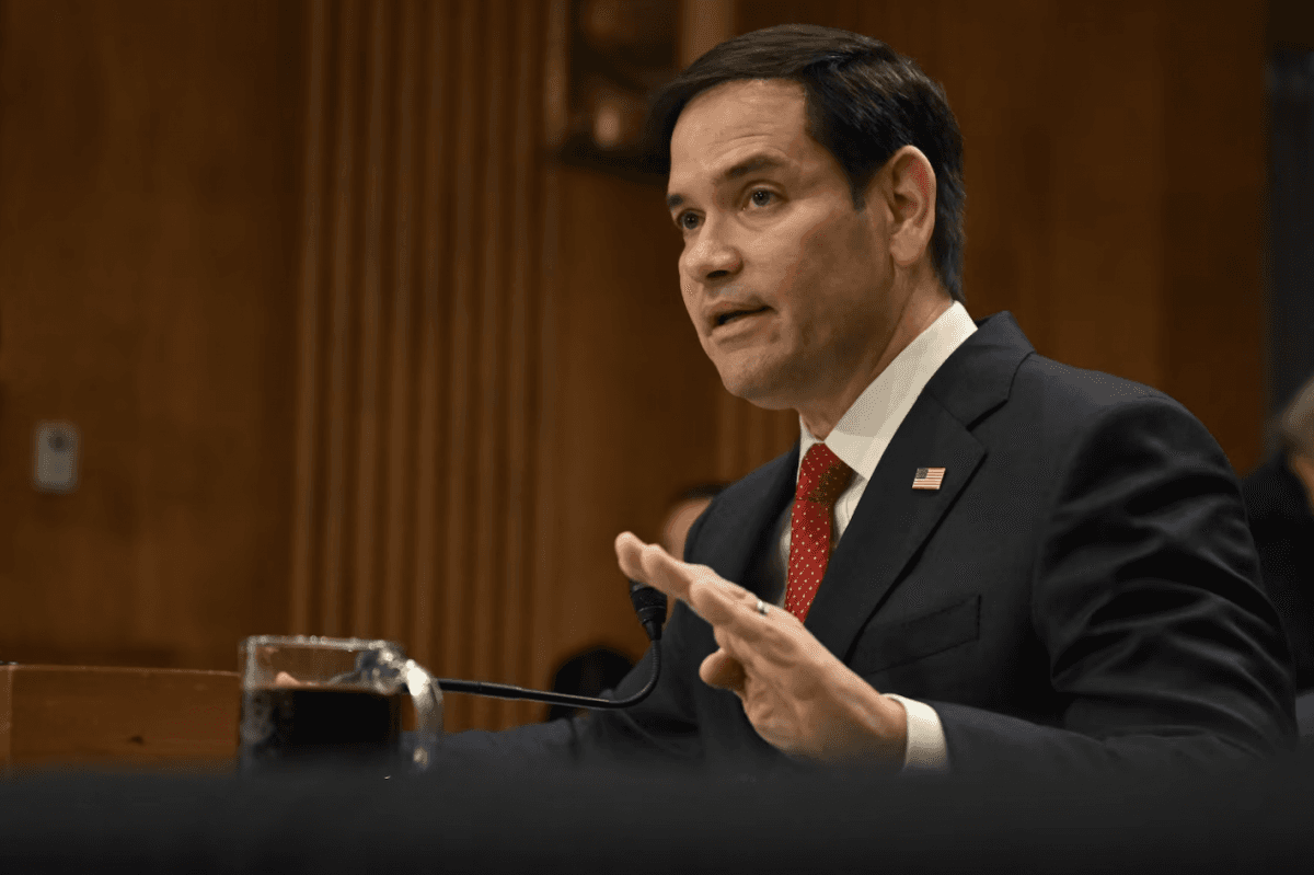 Marco Rubio destaca importância estratégica da Islândia durante visita