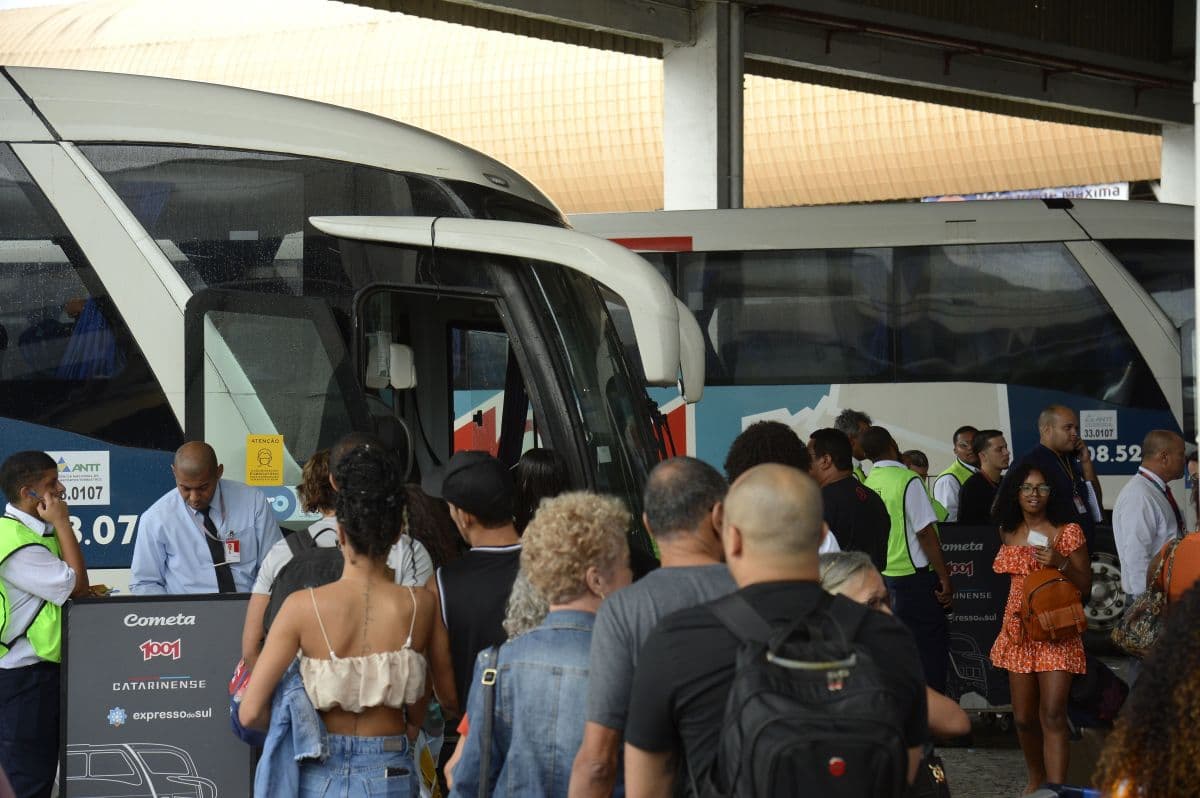 STF suspende seleção de empresas para transporte rodoviário interestadual