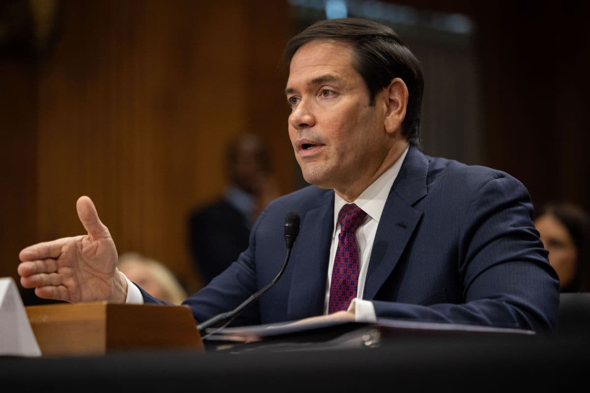 Rubio condiciona alívio a sanções iranianas ao fim do programa nuclear