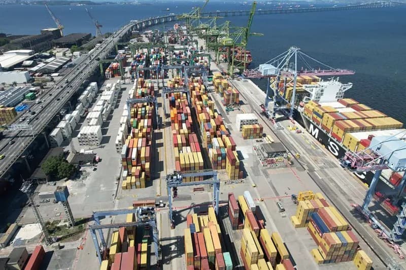 Governo brasileiro reage a proposta de tarifas dos EUA