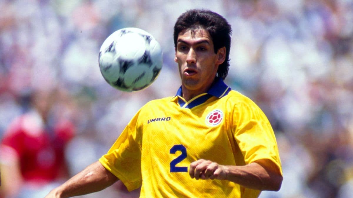 Andrés Escobar: zagueiro assassinado relembrado 32 anos após sua morte