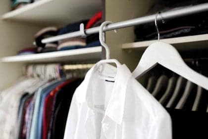 Indústria da moda na Europa investe em contêineres de IA para descarte