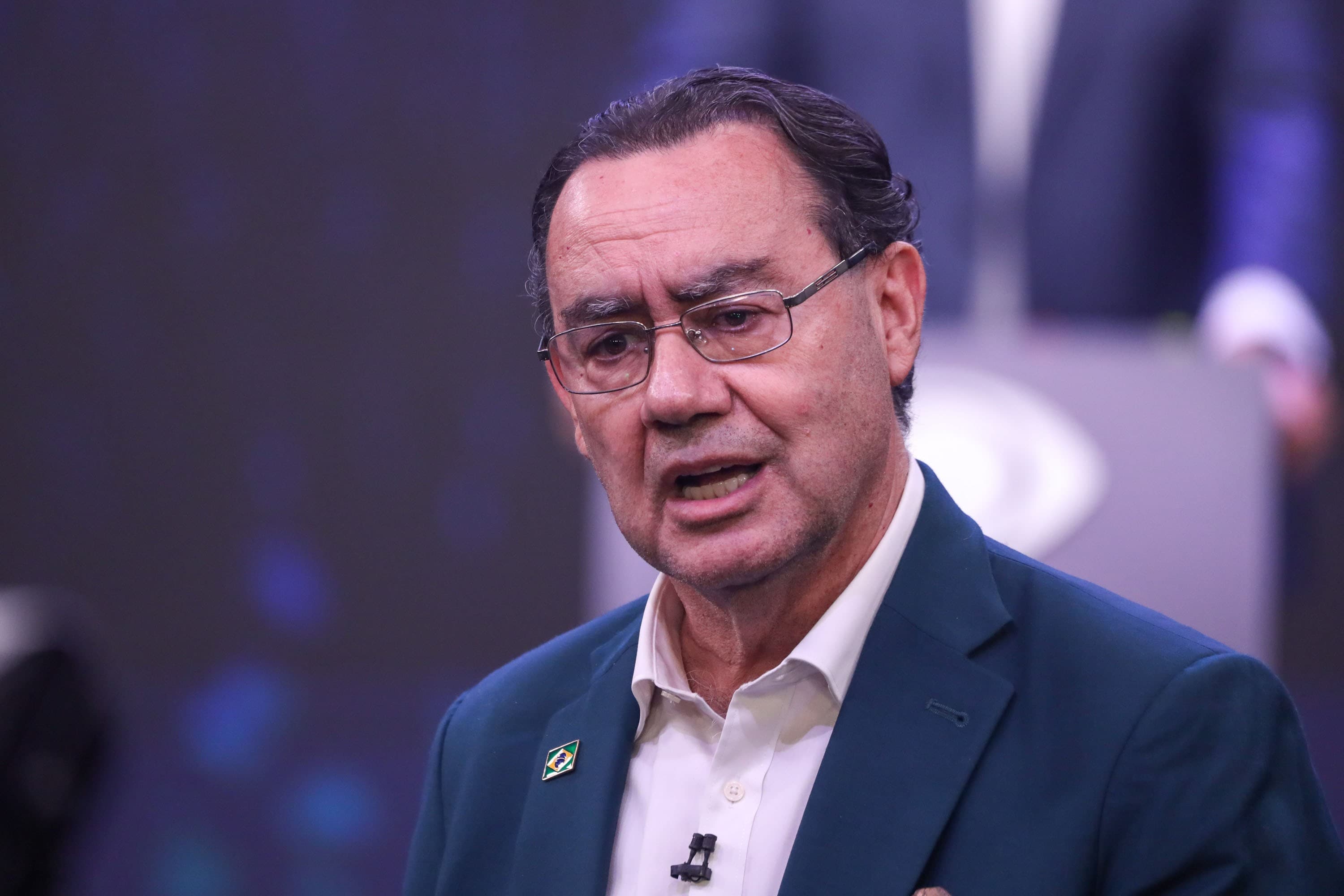 Augusto Cury omite empresas em declaração ao TSE