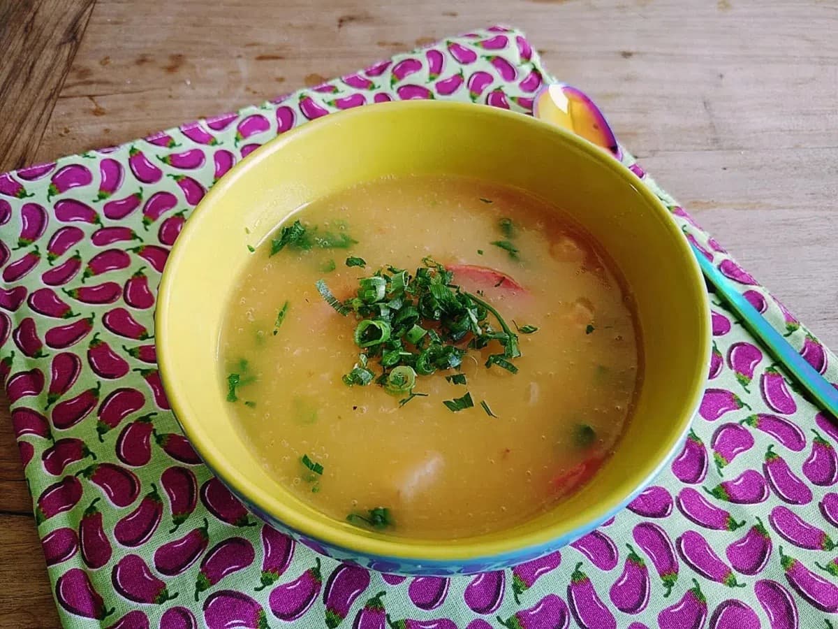 Caldo de Mandioca com Bacon: Receita Prática e Saborosa