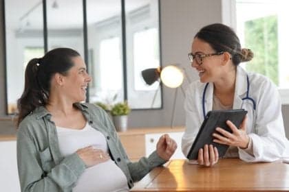 Rastreamento de ISTs durante a gestação é vital para saúde materna