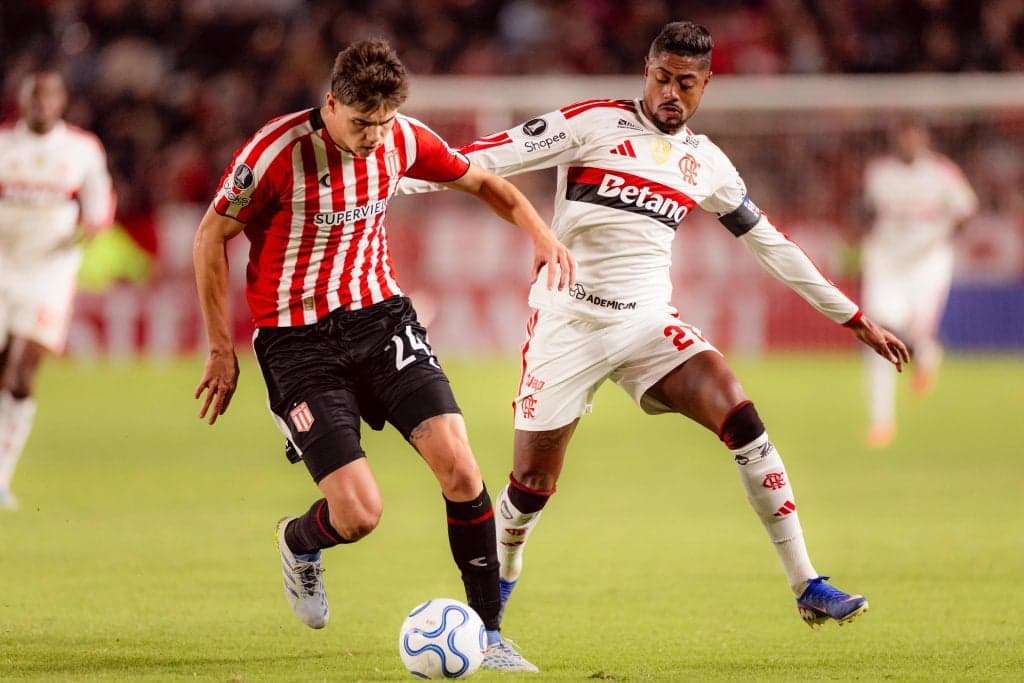 Flamengo e Estudiantes definem uniformes para semifinal da Libertadores