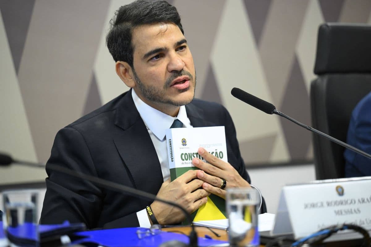 AGU Jorge Messias se manifesta após rejeição ao STF