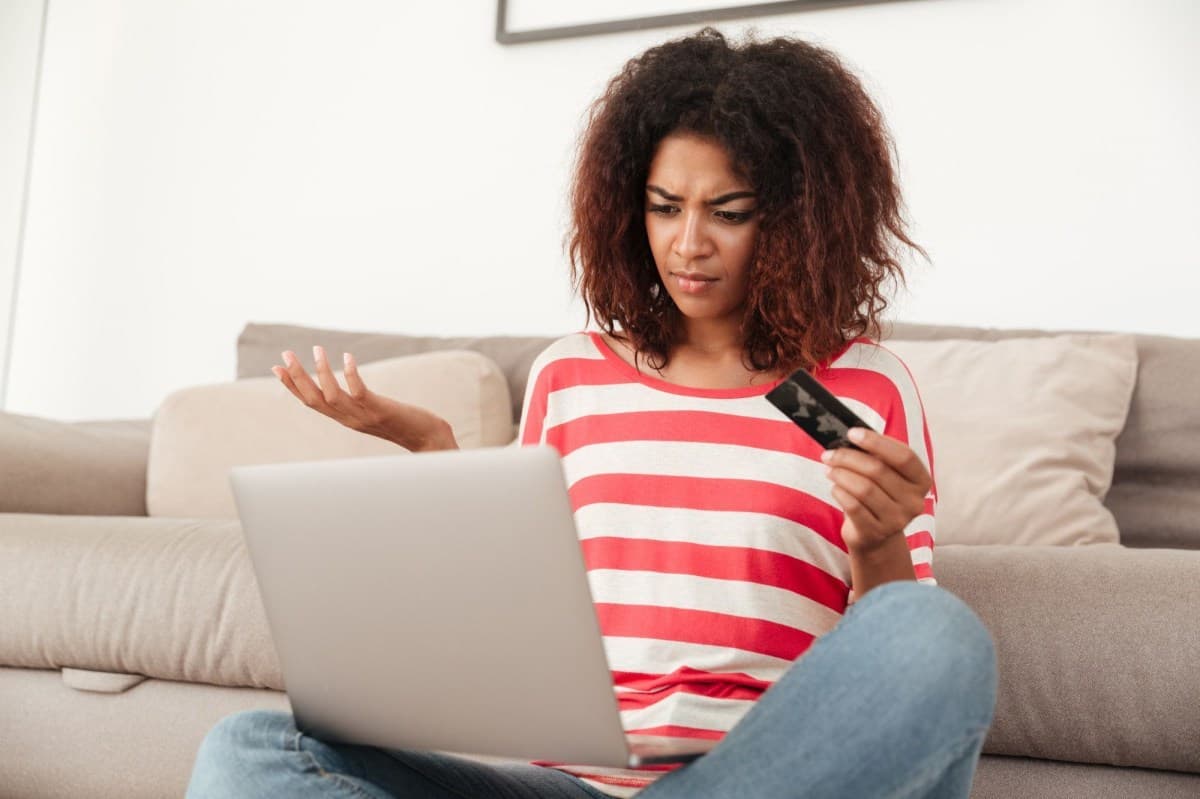 Pesquisas mostram que 48% dos brasileiros sentem cansaço com compras online