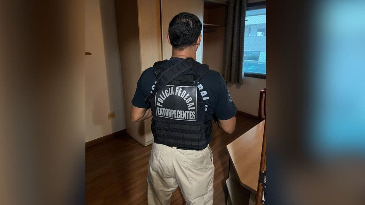 Polícia Federal desarticula tráfico de cocaína sob disfarce de café