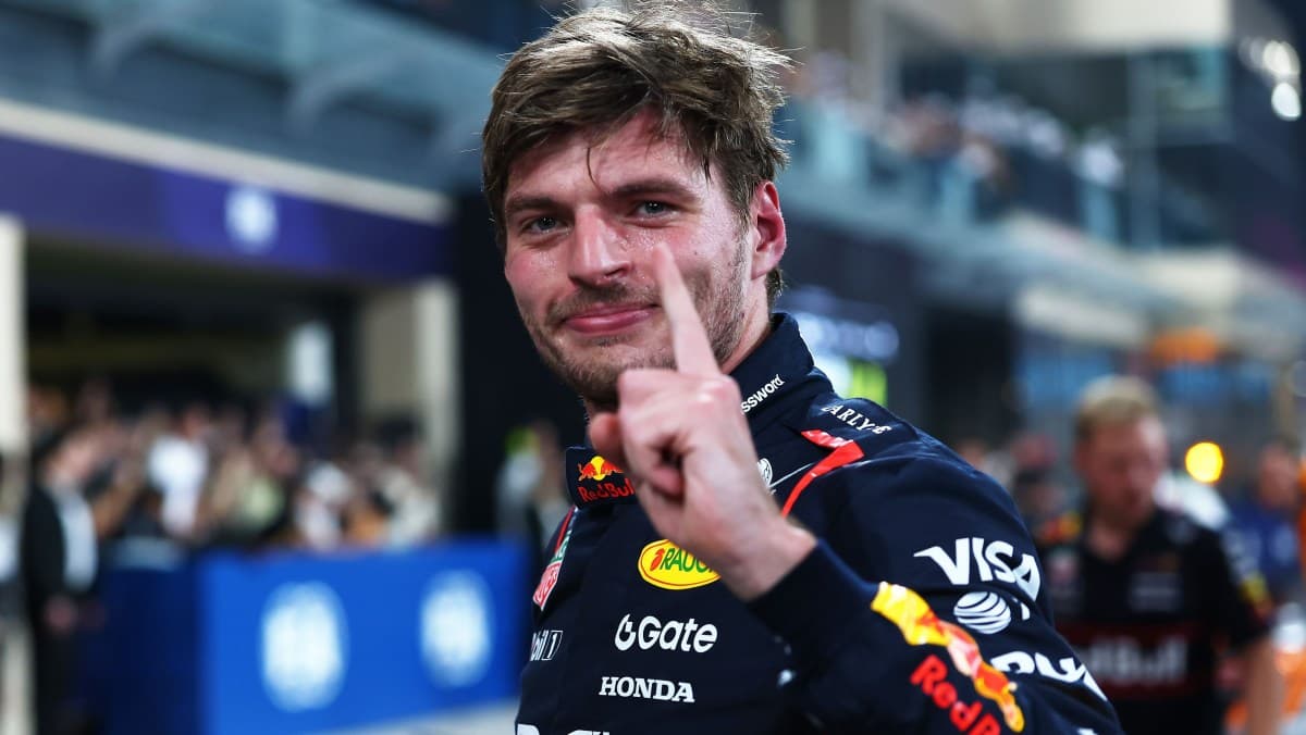 Max Verstappen renova contrato com Red Bull até 2030