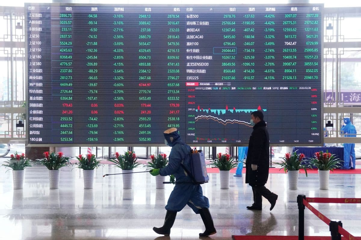 Hang Seng avança 2,52% com forte desempenho das ações de tecnologia