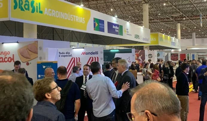 Indústria agro pede regras sanitárias científicas e critica protecionismo