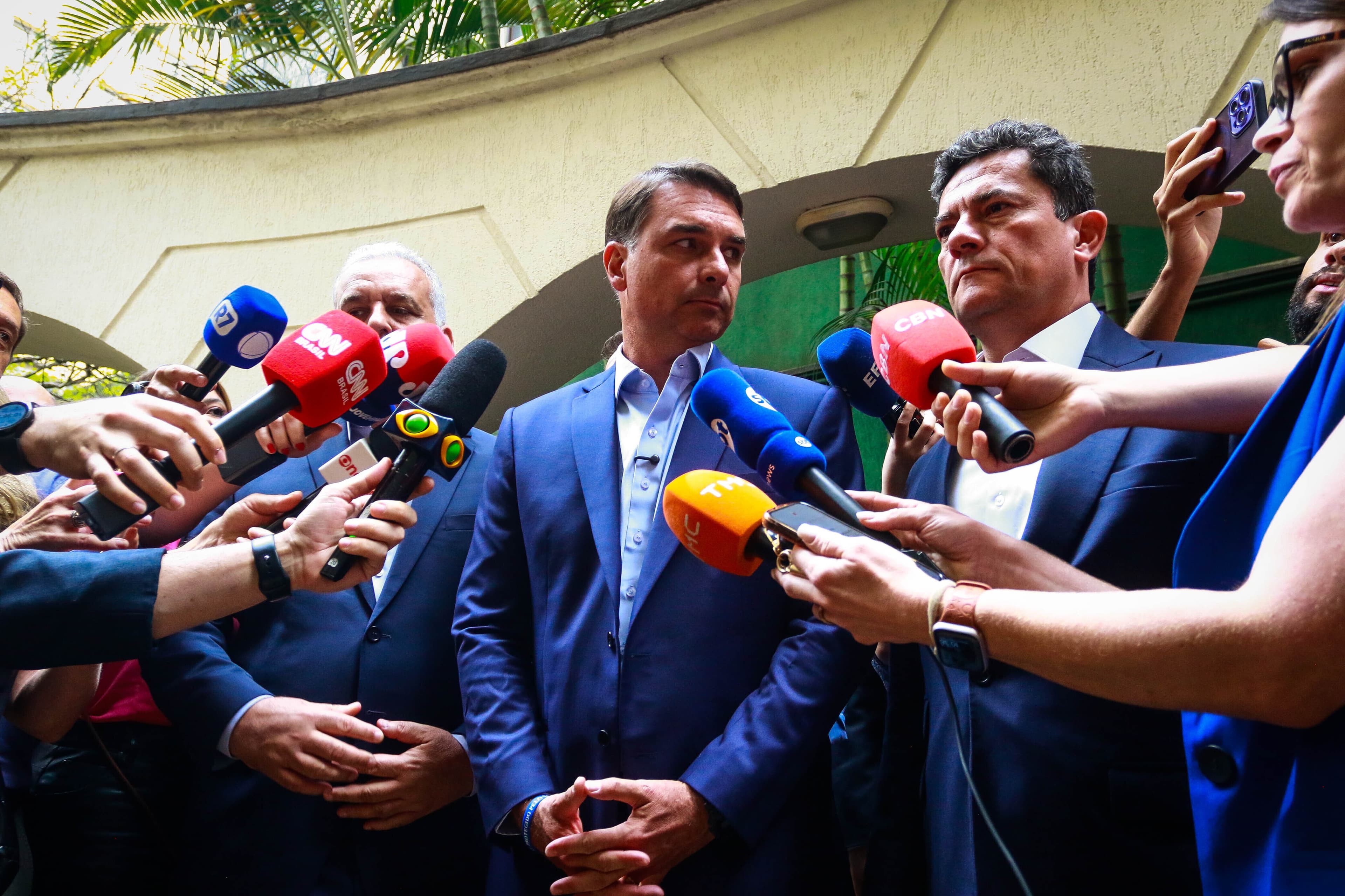 Pesquisa Quaest: Flávio Bolsonaro é visto como menos moderado