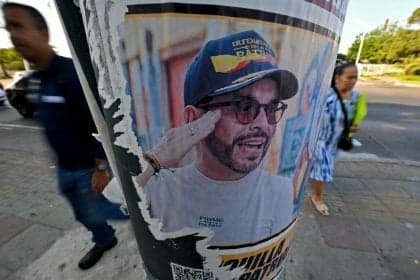 Juíza veta uso de camisa da seleção pela campanha de De la Espriella