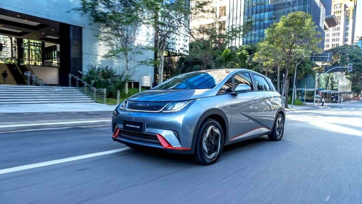 Crédito de R$ 30 bi para taxistas e motoristas de app começa a valer