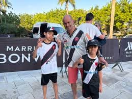 Vasco desembarca em São Paulo para o Campeonato Brasileiro A