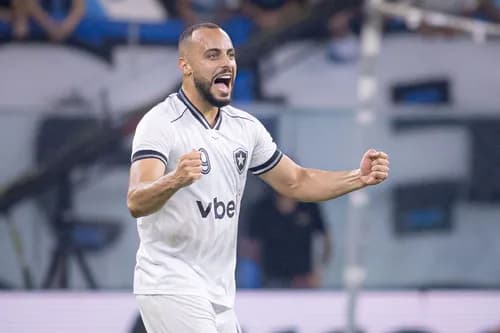 Campeonato Brasileiro: Botafogo define time com retornos