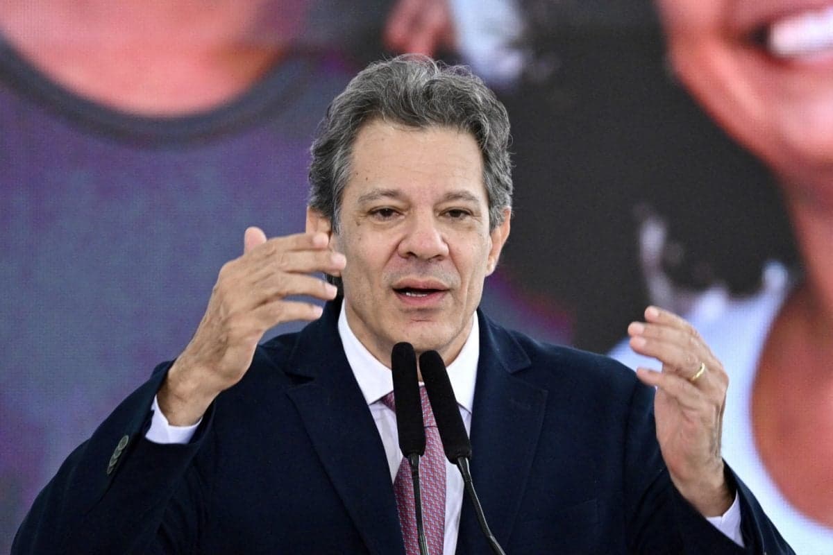 Haddad critica privatizações e busca apoio no interior de São Paulo